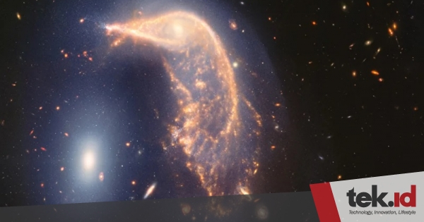 Galaksi Penguin dan Telur terungkap oleh Teleskop James Webb, sorot interaksi galaksi dan pembentukan bintang&nbsp;baru