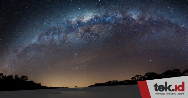 Bintang raksasa R Doradus memiliki gelembung gas 75 kali lebih besar dari&nbsp;Matahari